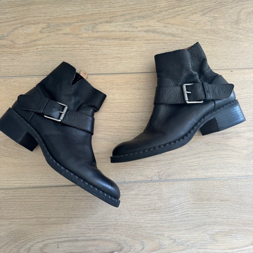 Gentle Souls Benton Moto 2 Leather Ankle Bootie